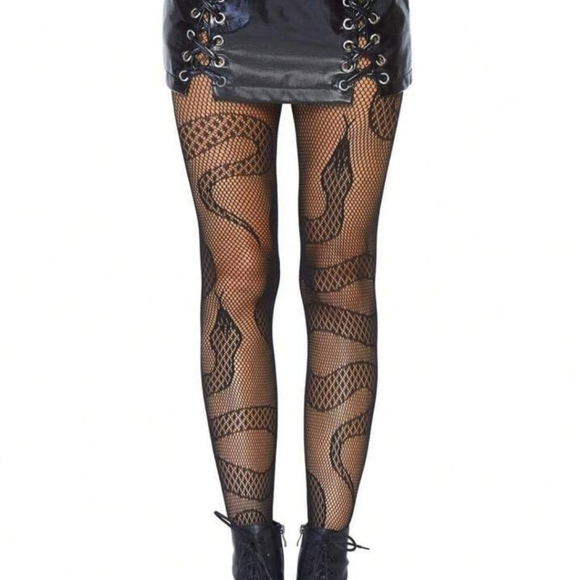 HOST PICK! 🥳🎉Black snake 🐍 fishnet tights one size fits most FINAL AVAILABLE - Picture 6 of 6
